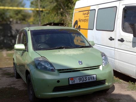 Toyota Passo, 2005 — photo 1