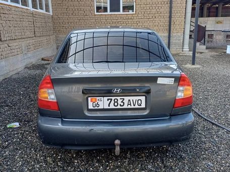 Hyundai Accent, 2006 — 照片 3
