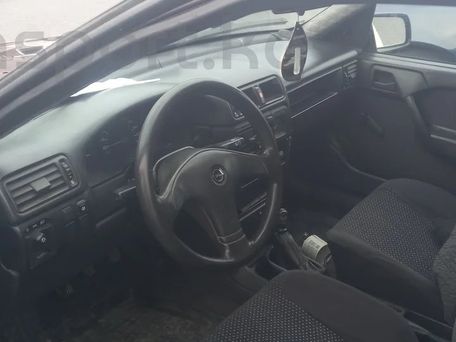 Opel Vectra, 1993 — сүрөт 7