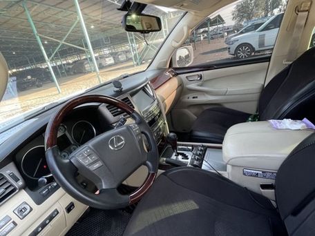 Lexus LX, 2008 — 照片 11