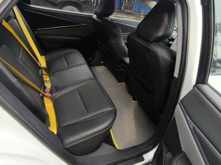 Toyota bZ5, 2025 — photo 9