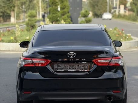 Toyota Camry, 2018 — фото 2