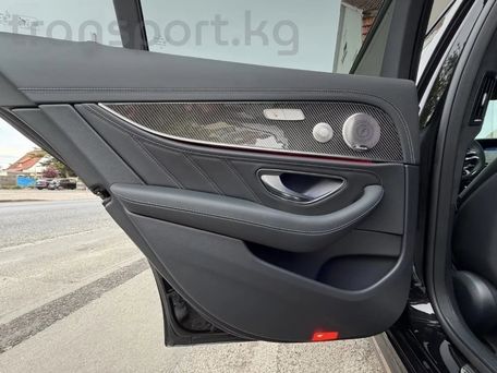Mercedes-Benz E-Класс AMG, 2020 — фото 16