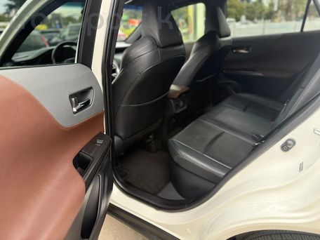 Toyota Venza, 2021 — photo 8