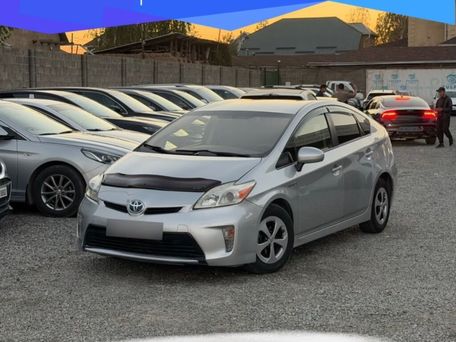 Toyota Prius, 2015