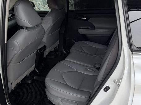 Toyota Highlander, 2022 — сүрөт 8