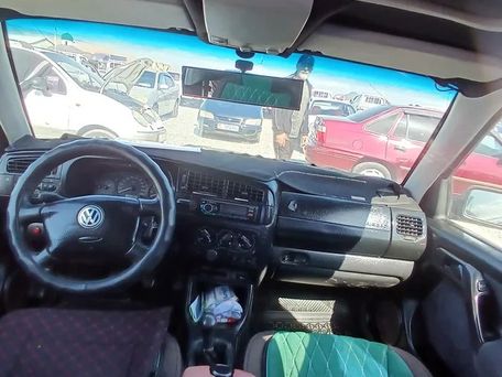Volkswagen Vento, 1995 — photo 3