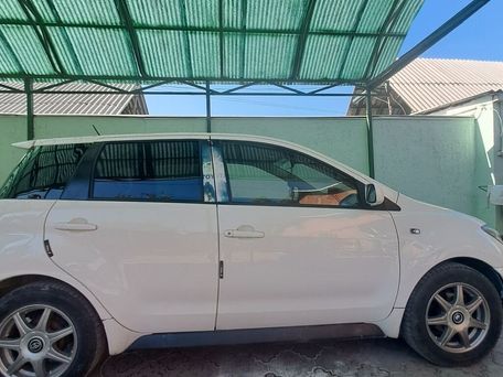 Toyota Ist, 2003 — photo 2