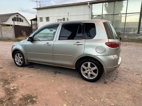 Mazda Demio, 2004 — 照片 3