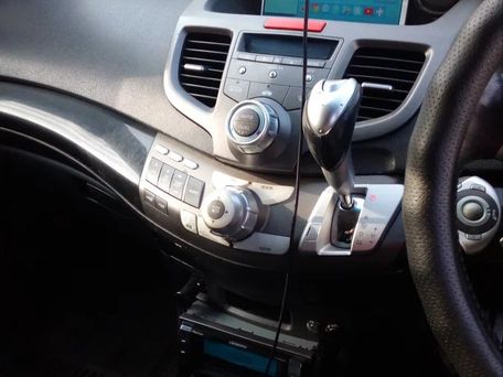 Honda Odyssey, 2004 — сүрөт 6