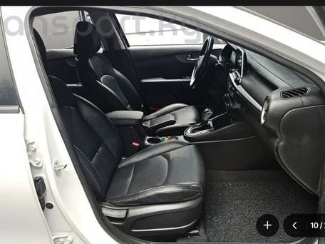 Kia Cerato, 2020 — photo 4