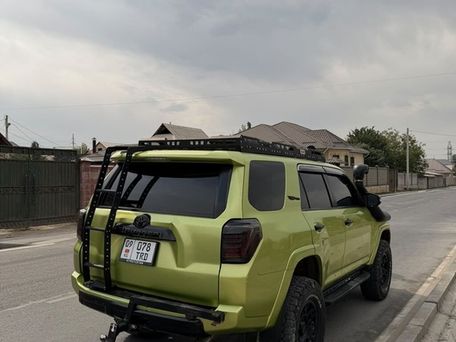 Toyota 4Runner, 2023 — 照片 4