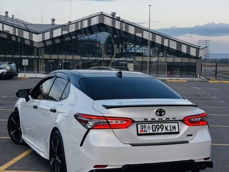 Toyota Camry, 2019 — photo 3