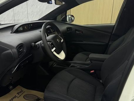 Toyota Prius, 2017 — фото 6