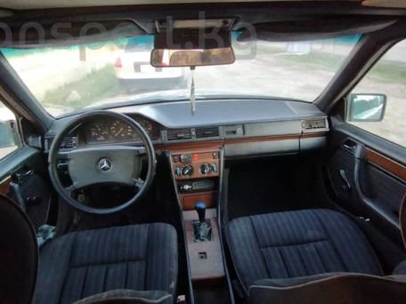 Mercedes-Benz W124, 1990 — 照片 3