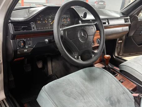 Mercedes-Benz W124, 1993 — 照片 11