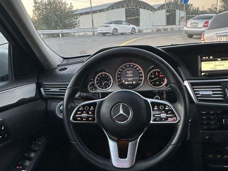 Mercedes-Benz E-Класс, 2009 — photo 8