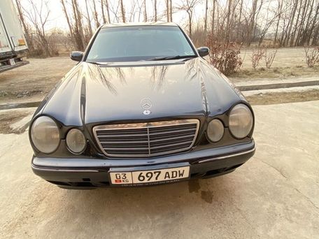 Mercedes-Benz E-Class, 2001 — photo 4