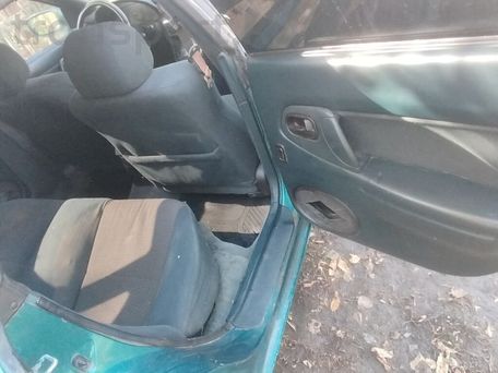 Mazda 323, 1995 — photo 11
