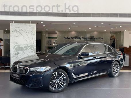 BMW 5 серии, 2022 — фото 1