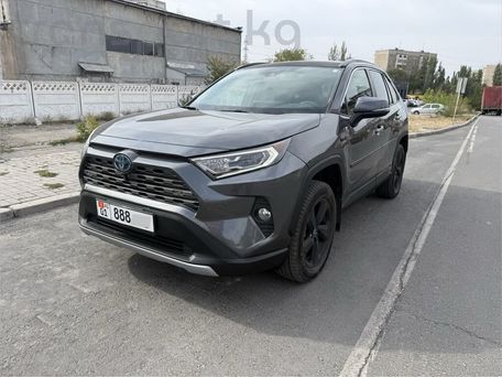 Toyota RAV4, 2021