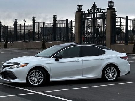 Toyota Camry, 2020 — сүрөт 2