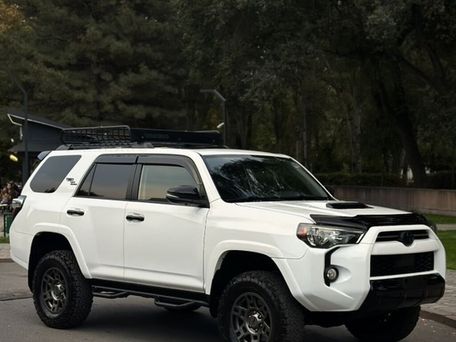 Toyota 4Runner, 2020 — фото 12