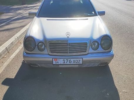 Mercedes-Benz E-Класс, 1996 — 照片 6