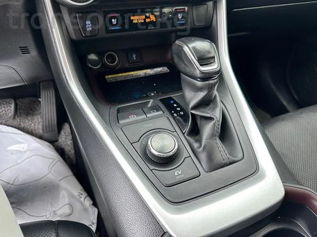 Toyota RAV4, 2020 — сүрөт 11
