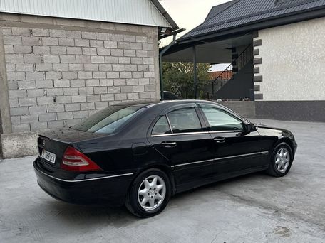 Mercedes-Benz C-Класс, 2005 — сүрөт 4