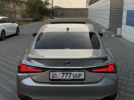 Lexus ES, 2022 — 照片 5