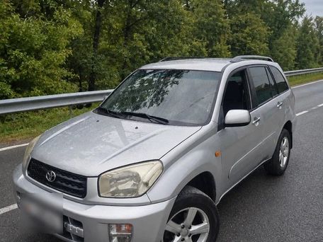 Toyota RAV4, 2003 — фото 1