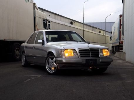 Mercedes-Benz E-Класс, 1993 — фото 2