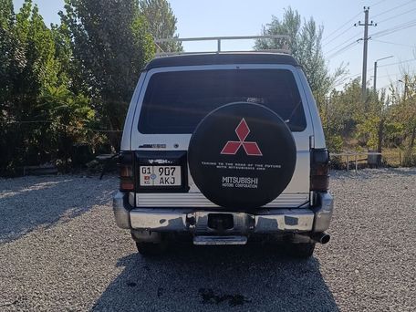 Mitsubishi Pajero, 1994 — photo 3