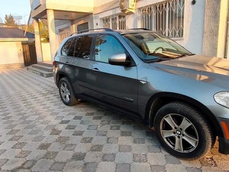 BMW X5, 2010 — photo 5