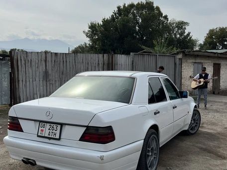 Mercedes-Benz W124, 1991 — сүрөт 6