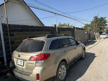 Subaru Outback, 2010 — photo 6