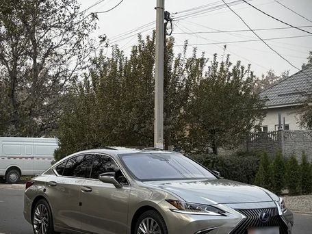 Lexus ES, 2019 — 照片 1