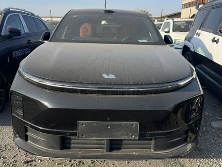 Li Auto (Lixiang) L6, 2025 — 照片 1