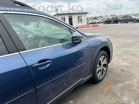 Subaru Outback, 2020 — фото 10