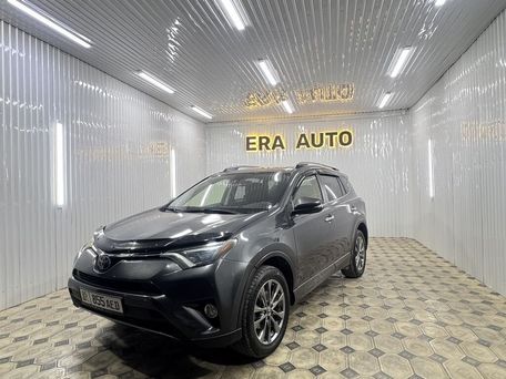Toyota RAV4, 2018