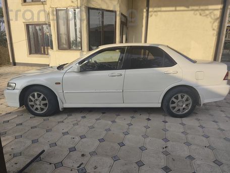 Honda Accord, 2002 — 照片 2
