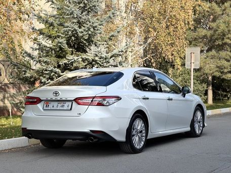 Toyota Camry, 2019 — сүрөт 4