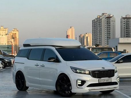 Kia Carnival, 2019 — photo 1