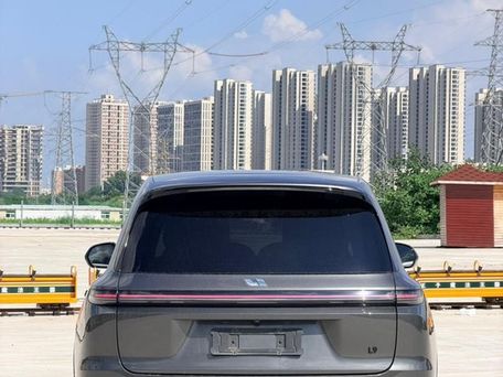 Li Auto (Lixiang) L9, 2023 — 照片 6