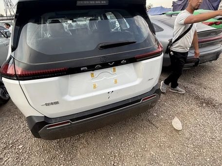 Toyota RAV4, 2026 — photo 3