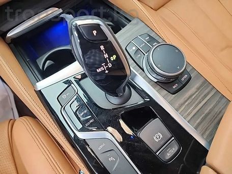 BMW 5 серии, 2020 — 照片 6