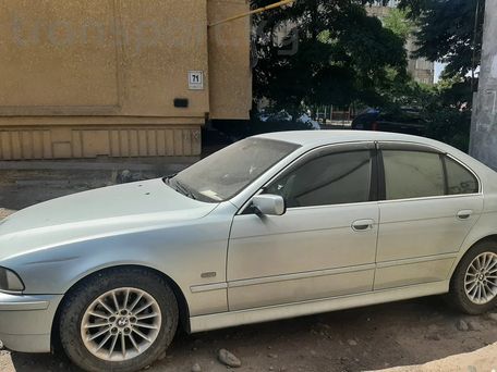 BMW 5 серии, 2001