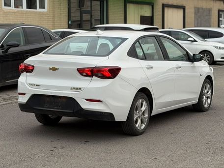 Chevrolet Onix, 2020 — сүрөт 4