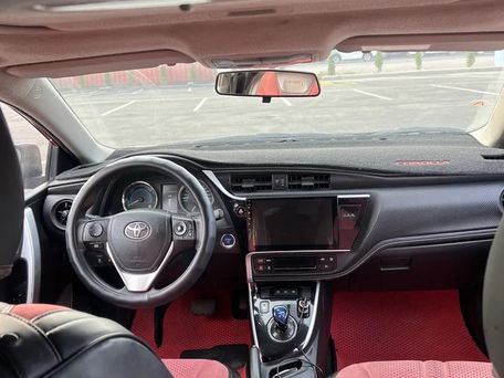 Toyota Corolla, 2018 — 照片 7